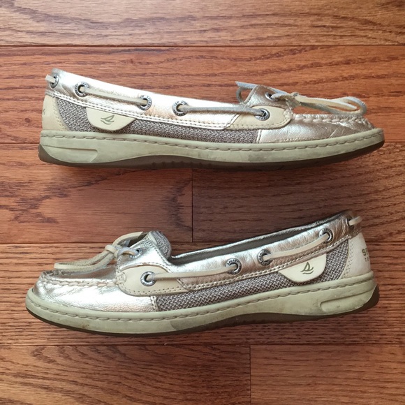 sperry angelfish size 11